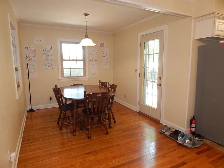 1024 Vanderploeg Dr — Photo 13