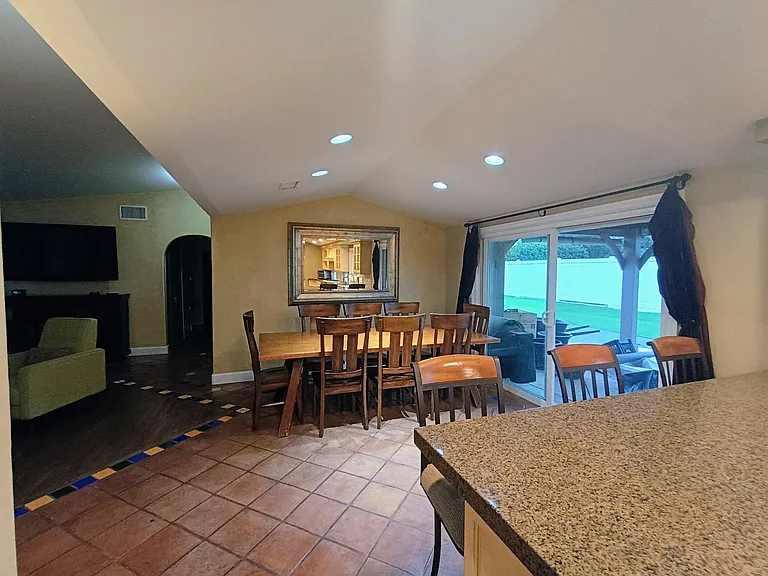 2712 Calle Olivo — Photo 12