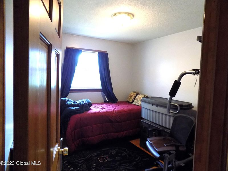 3rd image of 7 Spruce Street