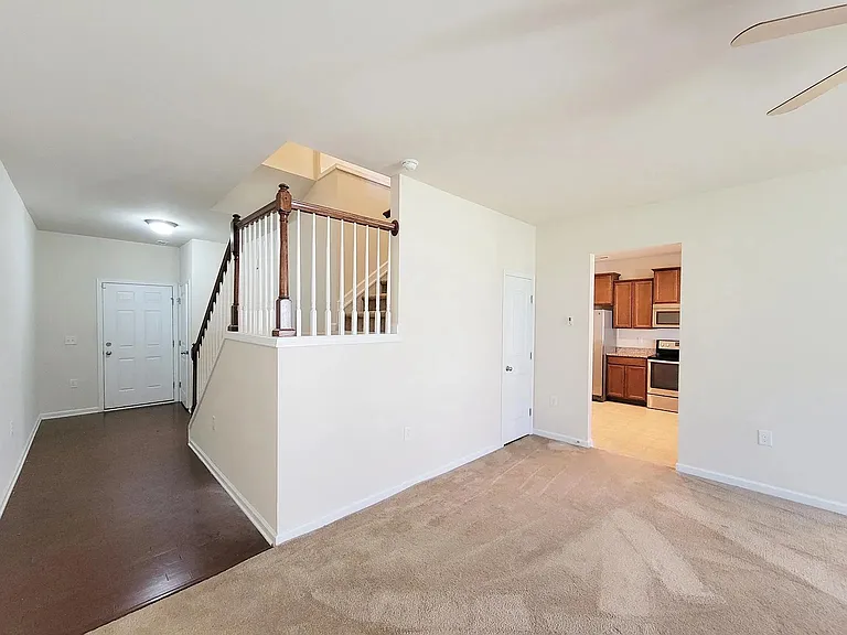 506 Brier Crossings Loop — Photo 3