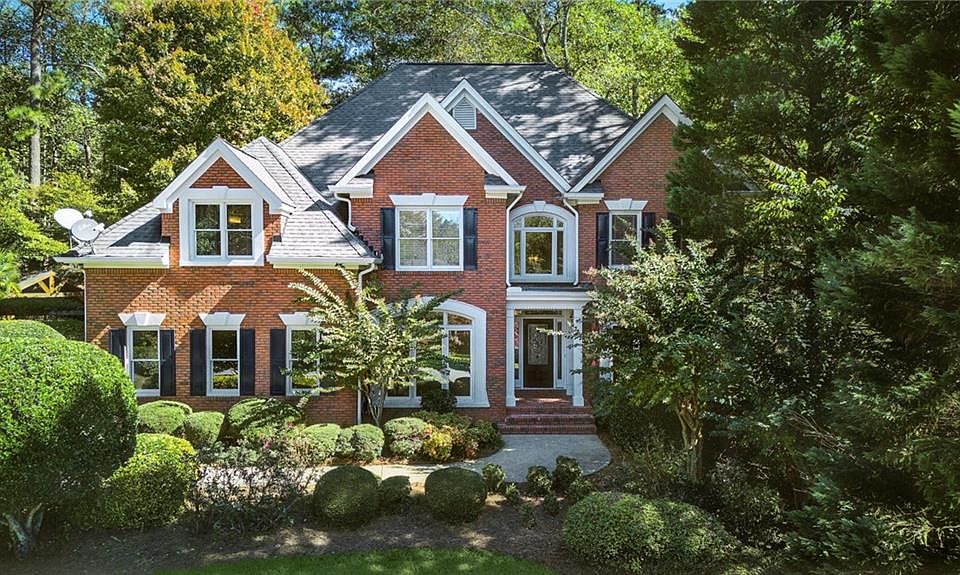 1st image of 2208 Greencliff Dr