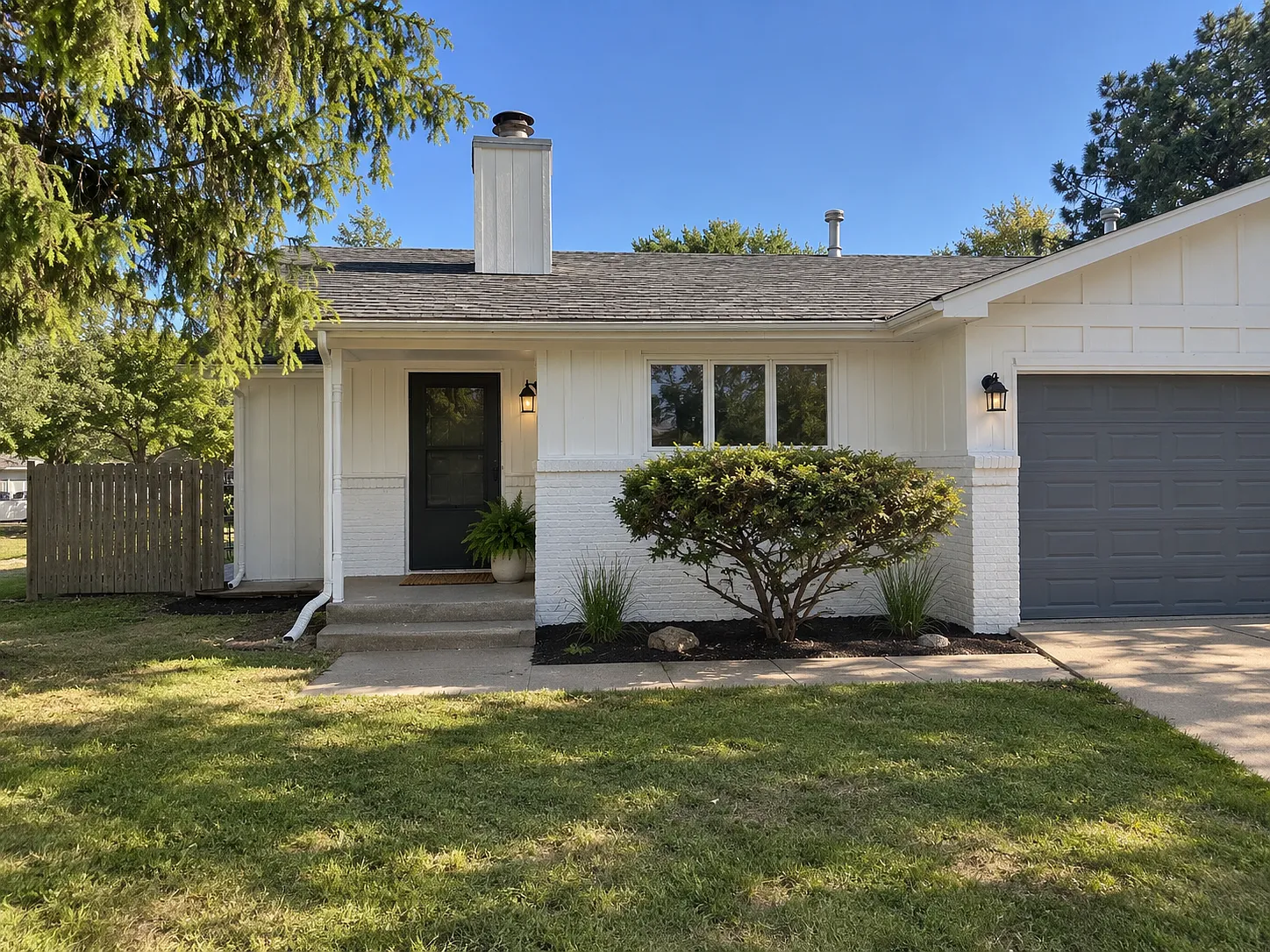 4 bed, 2000 sqft, $2,300 — Photo 1