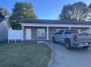 230 Riegel Ln, Paducah, KY 42001