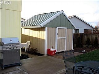 4th image of 2453 Lexie Ct NE