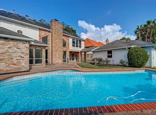 15407 Walkwood Dr, Houston, TX 77079