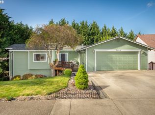 7424 SW Bayberry Dr, Beaverton, OR 97007