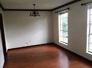 5th image of 2200 Yorktowne Dr
