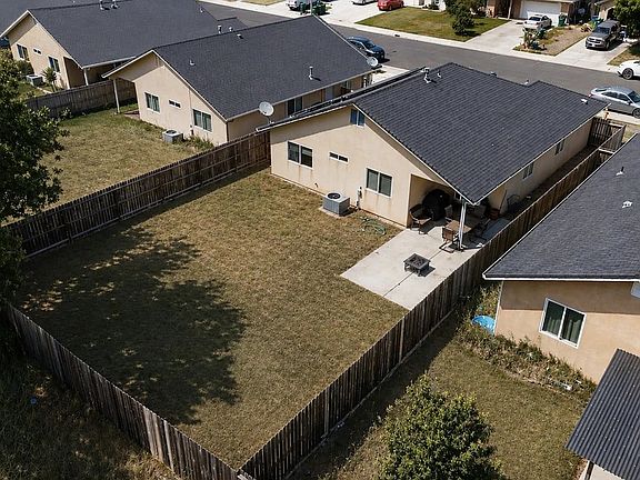 3rd image of 2059 Blossom Ave
