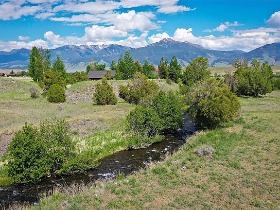 3rd image of 3480 Old Yellowstone Trl N