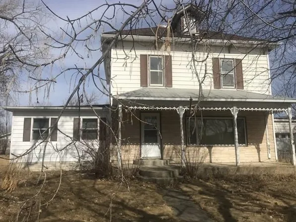 251 Cyclone St, Osnabrock, ND 58269