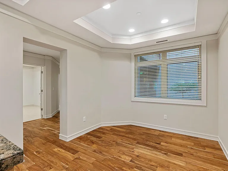 221 5th Ave S #105 — Photo 23