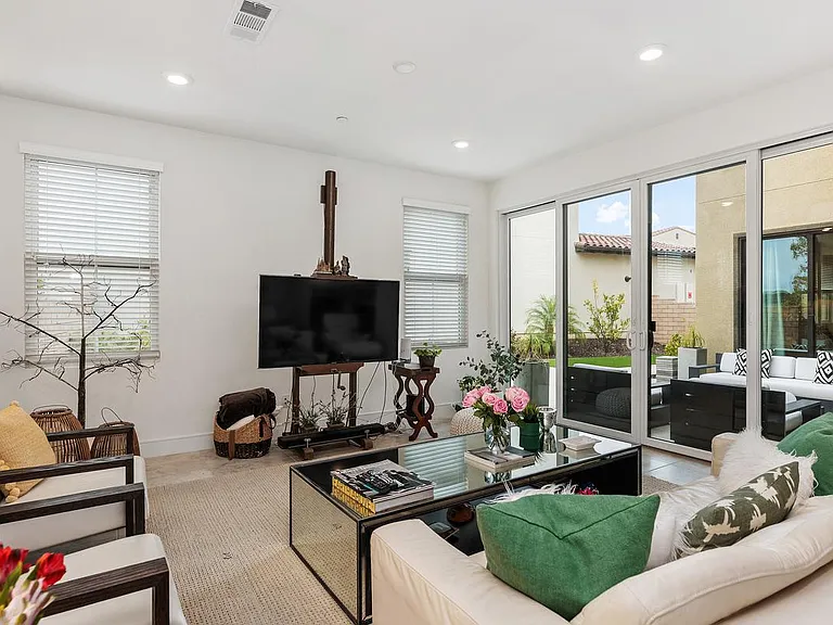 6640 Solterra Vista Pkwy — Photo 6