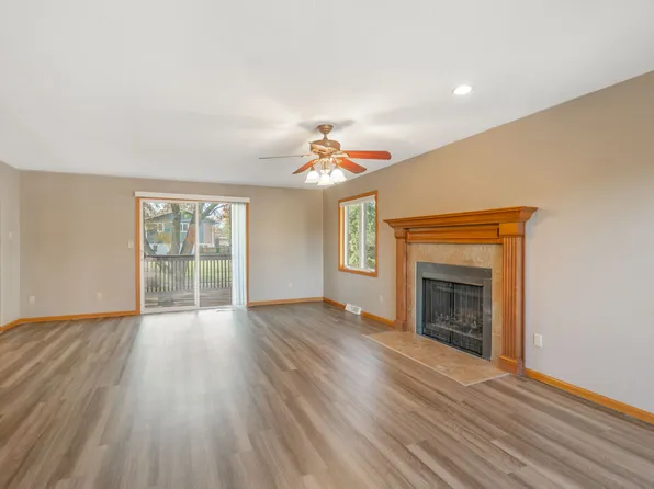 416 Colby Rd, Waterloo, IA 50701