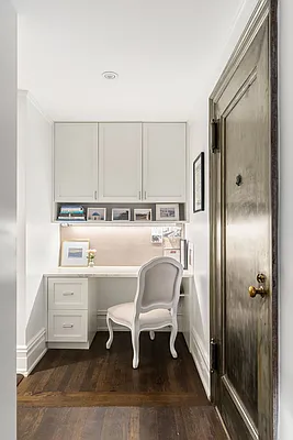 Sold by Compass | media 7