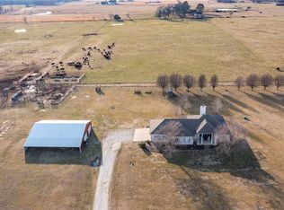 13745 Fairmount Rd, Siloam Springs, AR 72761