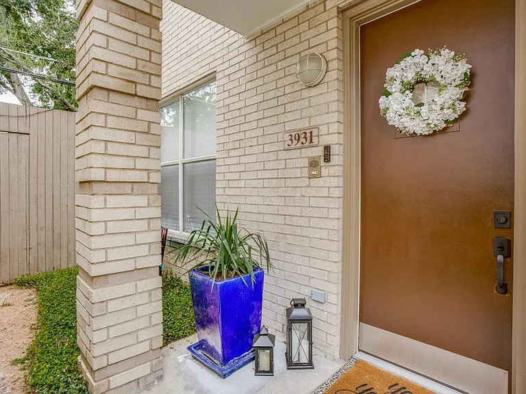 3931 Wycliff Ave — Photo 16