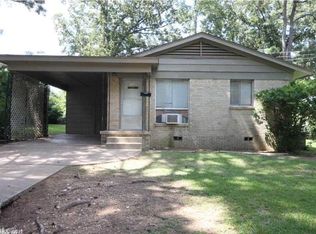 4 Oxford Cir, Little Rock, AR 72209