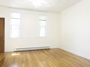 197 Maverick St #1, Boston, MA 02128