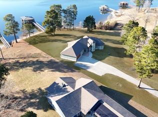 400 Sunnyshore Dr, Hemphill, TX 75948