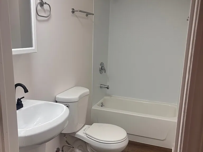44 N Parkside Ave #BE — Photo 5