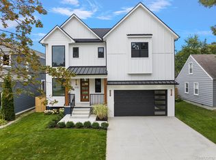 3715 Durham Rd, Royal Oak, MI 48073