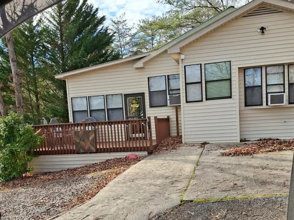 112 Cindy Pkwy, Cleveland, GA 30528