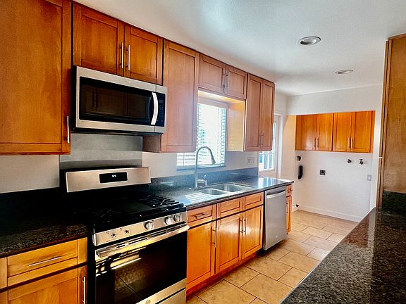 5th image of 8032 San Hilario Cir