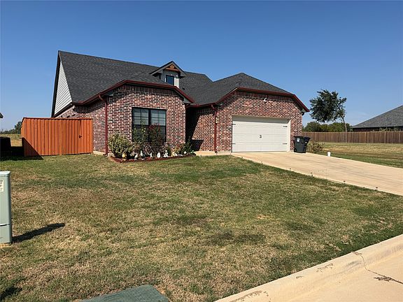 2nd image of 859 Springfield Ct