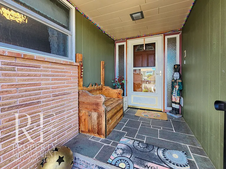 2113 Brashem Ave — Photo 3