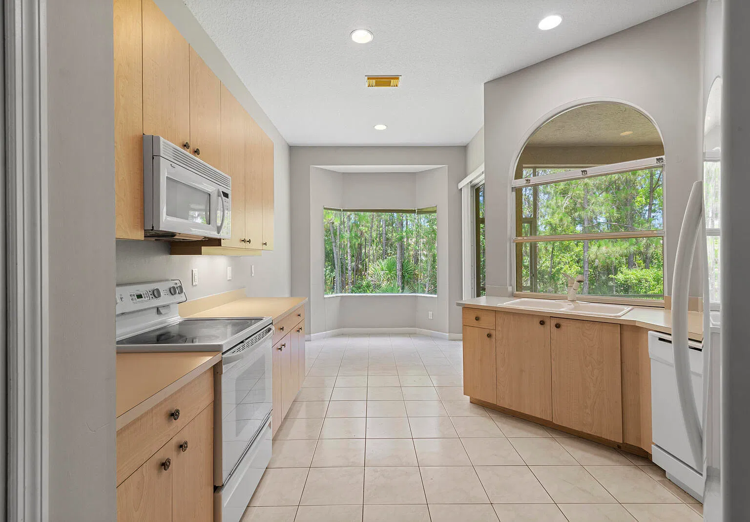 2 bed, 2.0 bath, 1847 sqft, $2,500 — Photo 4