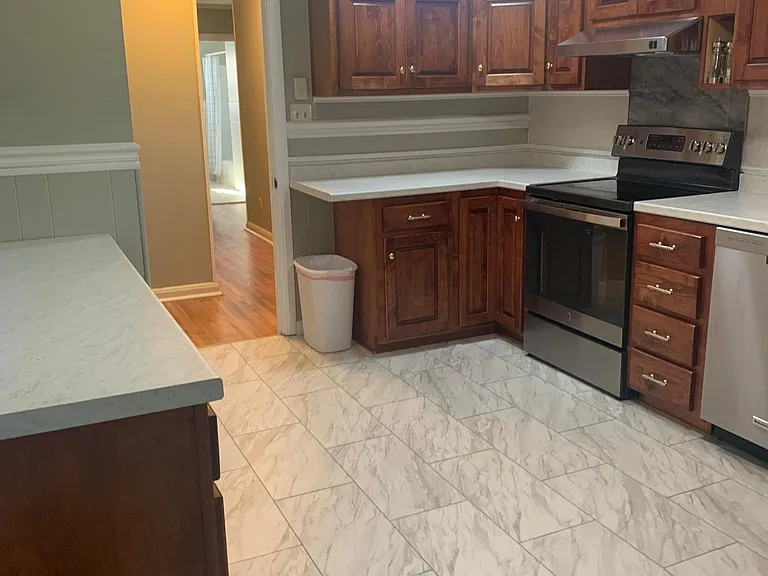 328 Land Oak Rd — Photo 8