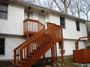 6 Skinner St, East Hampton, CT 06424