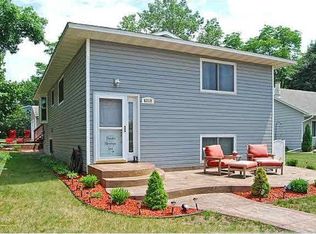 6310 Dawn Way E, Inver Grove Heights, MN 55076