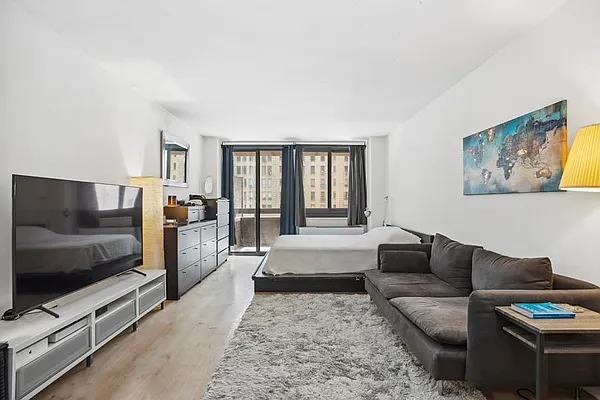 Rented by Douglas Elliman | media 4