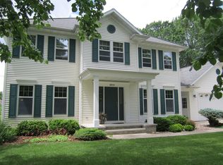 N9173 Oak Lawn Dr, APPLETON, WI 54915