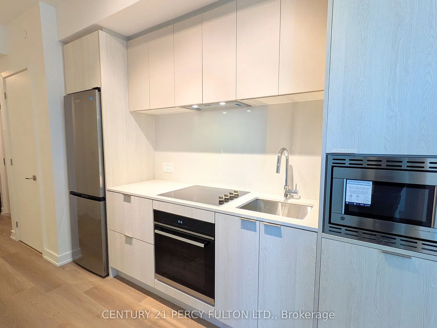 1 bed, $1,825 — Photo 2