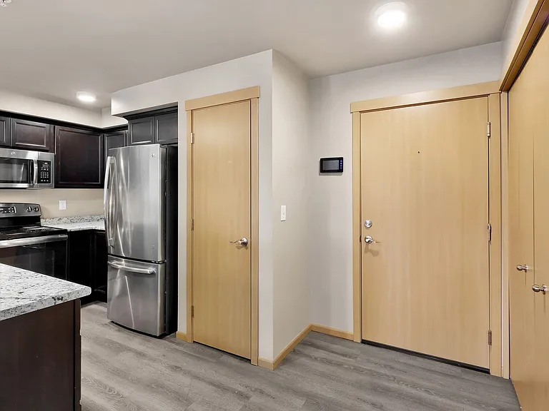 Tremezzo Apartments — Photo 60
