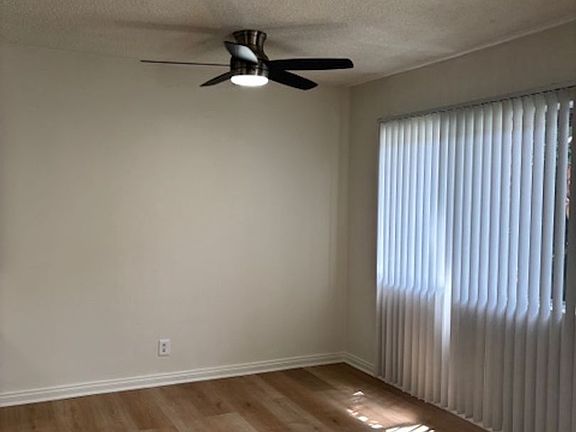 3rd image of 1435 S Bundy Dr APT 5
