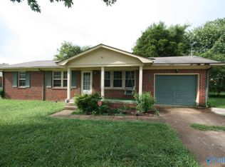 4029 Knollbrook Dr NW, Huntsville, AL 35810