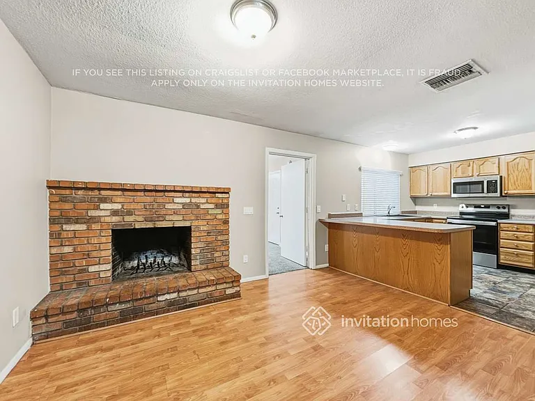 6325 W Purdue Ave — Photo 4