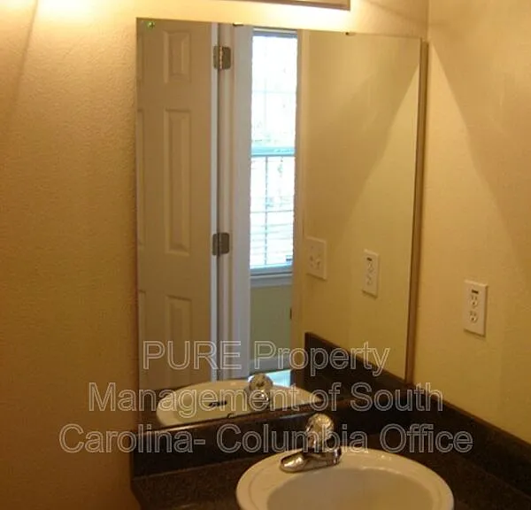 218 Sterling Cross Dr — Photo 5