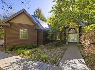 5650 Lily Ln, Sawyer, MI 49125