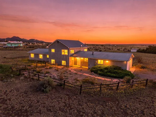 1 Trinity Ct, Stanley, NM 87056