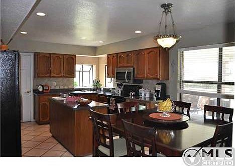 3rd image of 6471 Loma De Cristo Dr