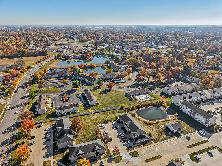 Twyckenham Apartments — Photo 50