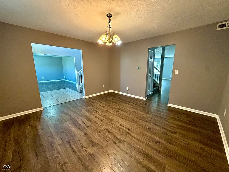 12102 Raiders Blvd — Photo 21