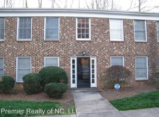 2821 D Bleeker Sq, Winston Salem, NC 27106