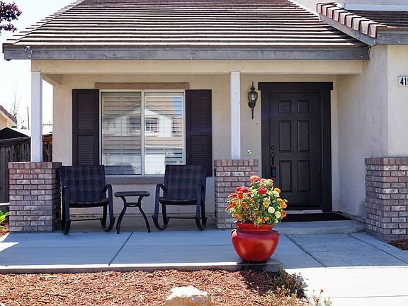 Lovely Front Porch Area