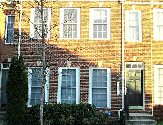 Frontage view of town-home