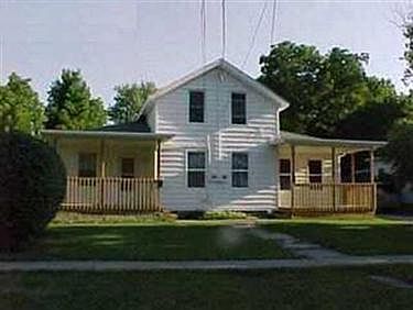 2nd image of 49 Groveland St